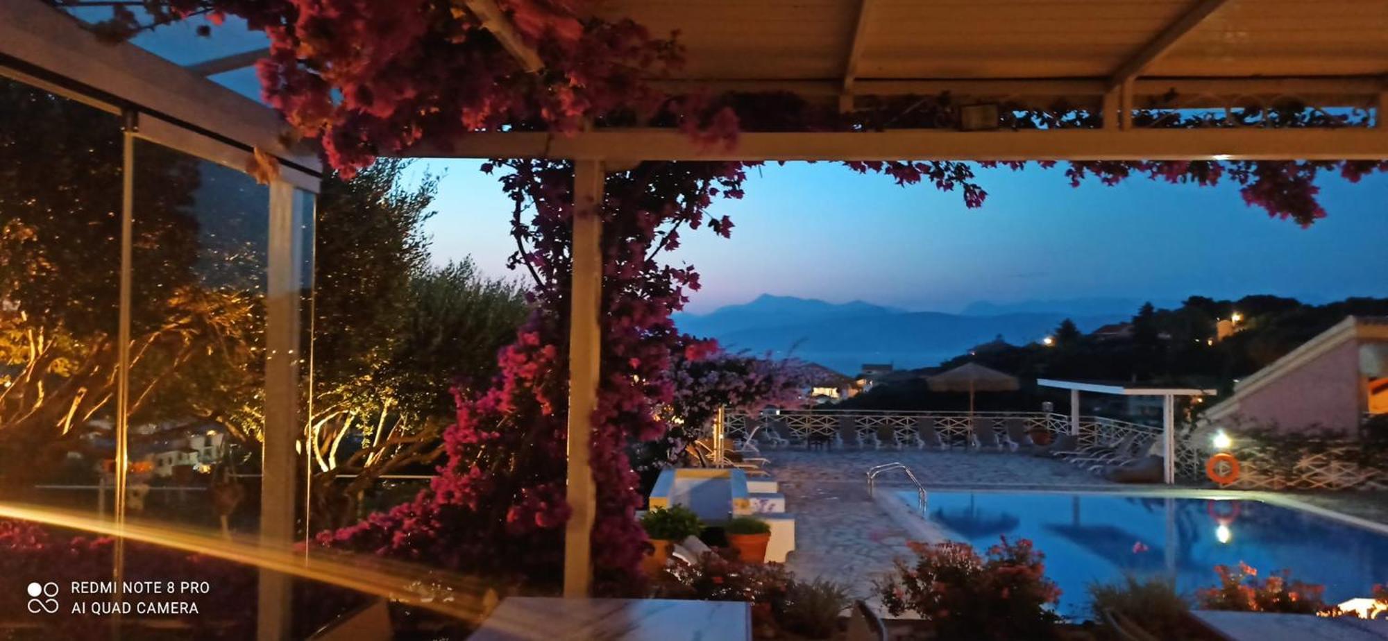 Lofos Hotel Kassiopi Exterior foto