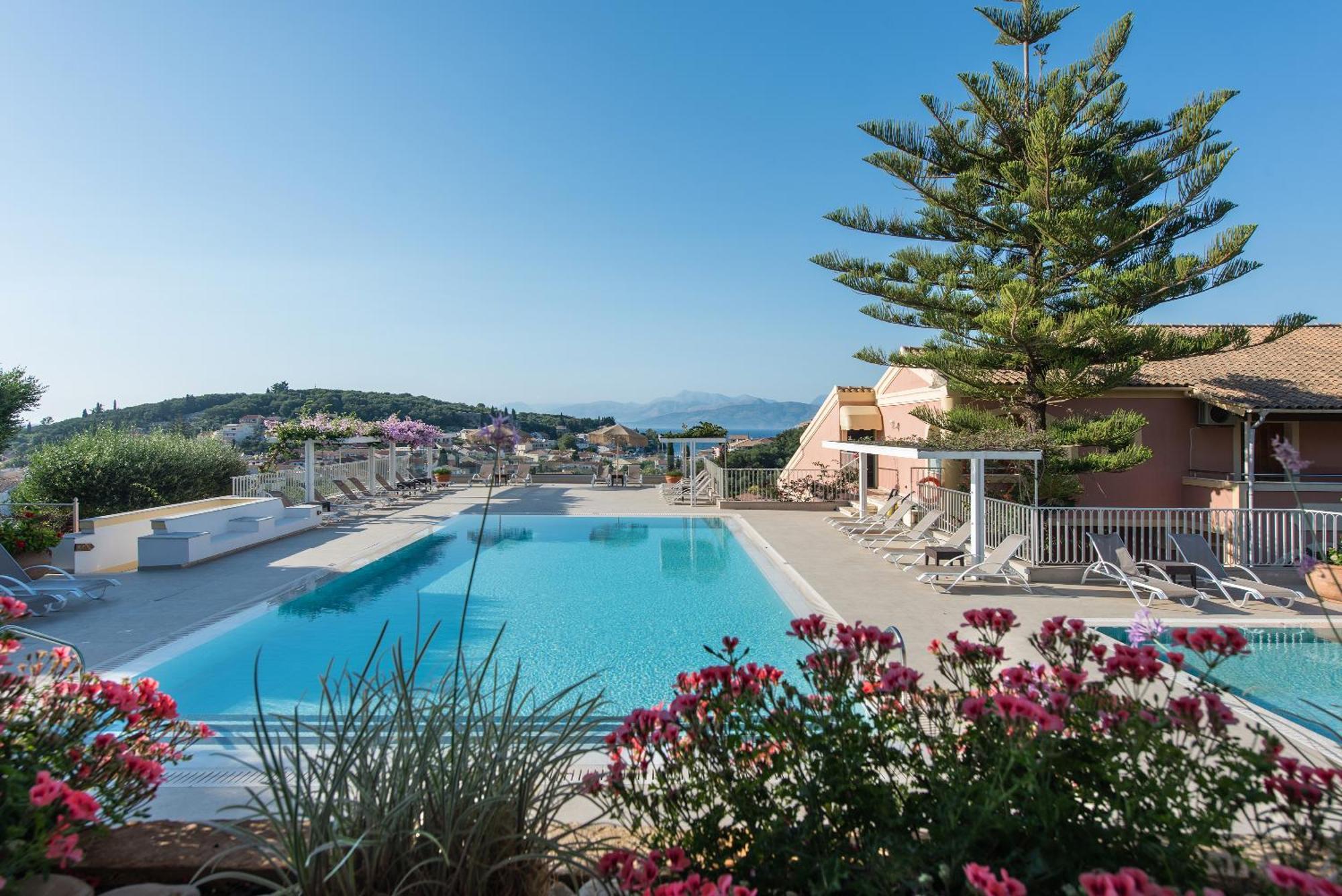 Lofos Hotel Kassiopi Exterior foto