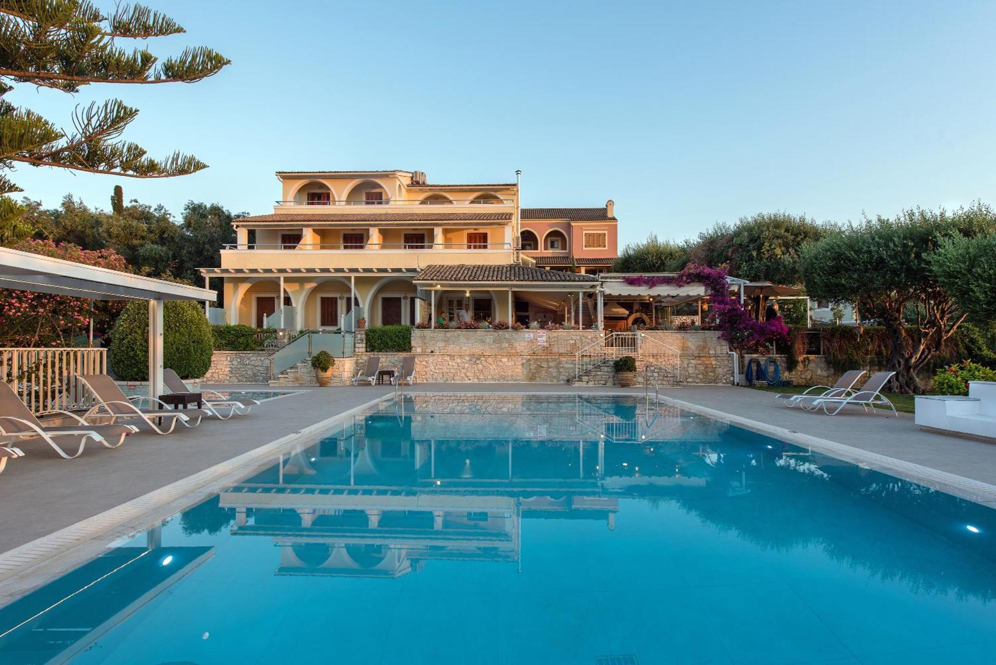 Lofos Hotel Kassiopi Exterior foto