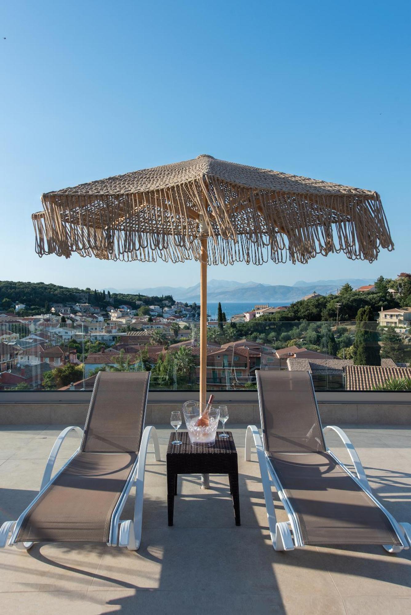Lofos Hotel Kassiopi Exterior foto