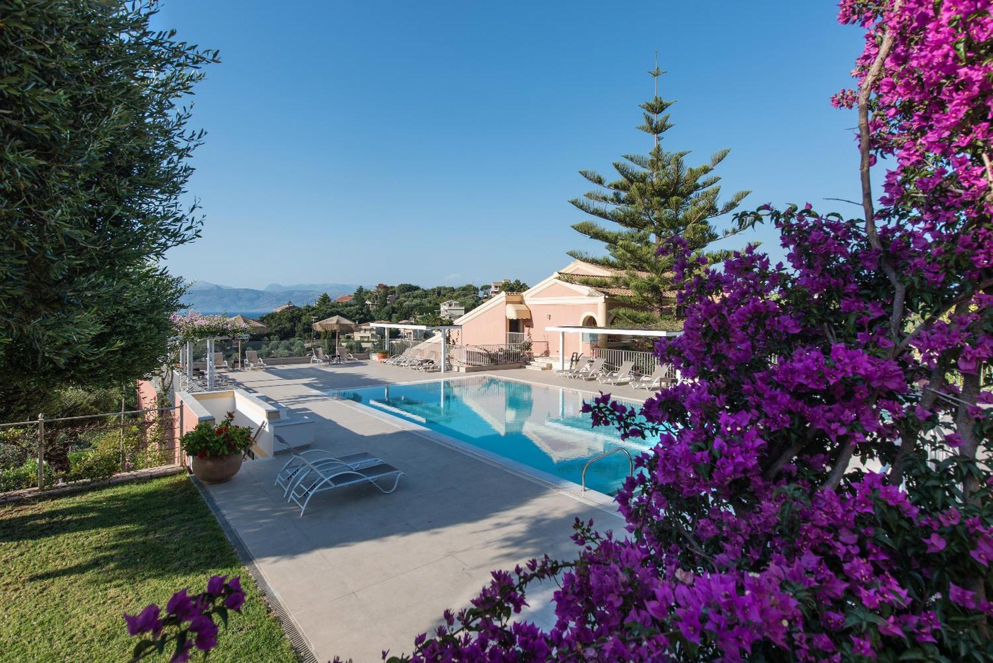 Lofos Hotel Kassiopi Exterior foto